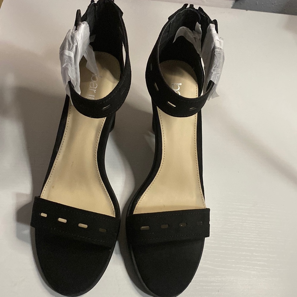 BAR III Black Open Toe Heels